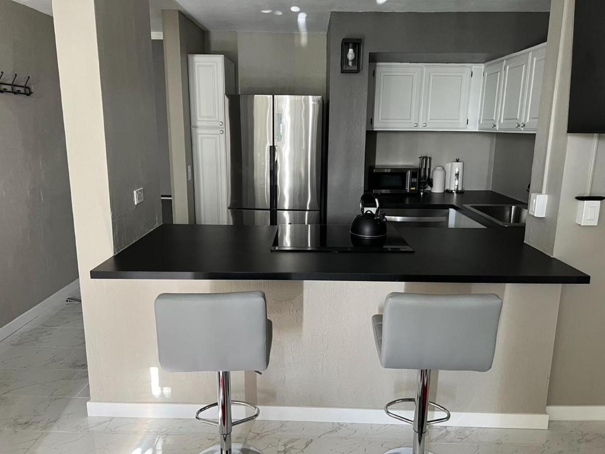 Stunning Views Location In 2br Modern Aparthotel