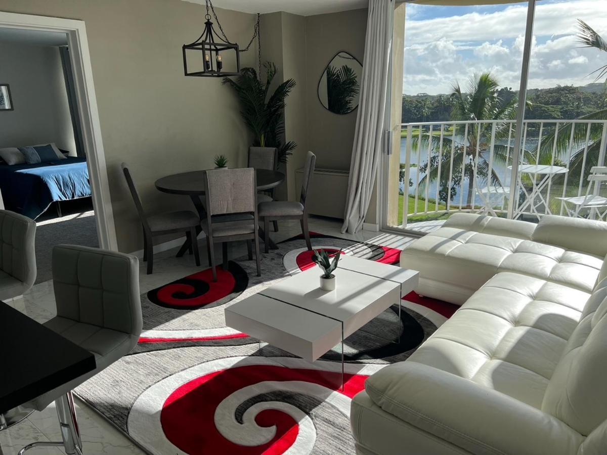 Aparthotel Stunning Views Location In 2br Modern *