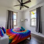 Somewhere Over The Rainbow Loft With Ac Hilo