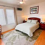 Hilo Town Inn