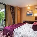Hilo Hawaiian Hotel, Trademark Collection By Wyndham
