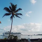 Hilo Reeds Bay Hotel