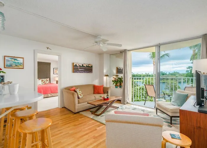 New! Hilo Lagoon Center #526 In The Heart Of Hilo With Lagoon Views!