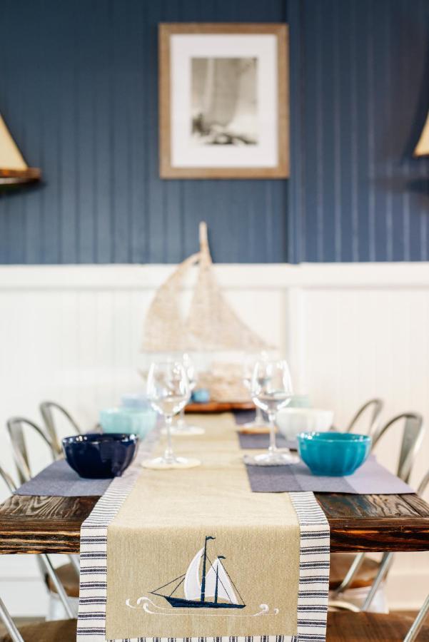 Holiday home New Whaler Inn- Nautical Magic Downtown *