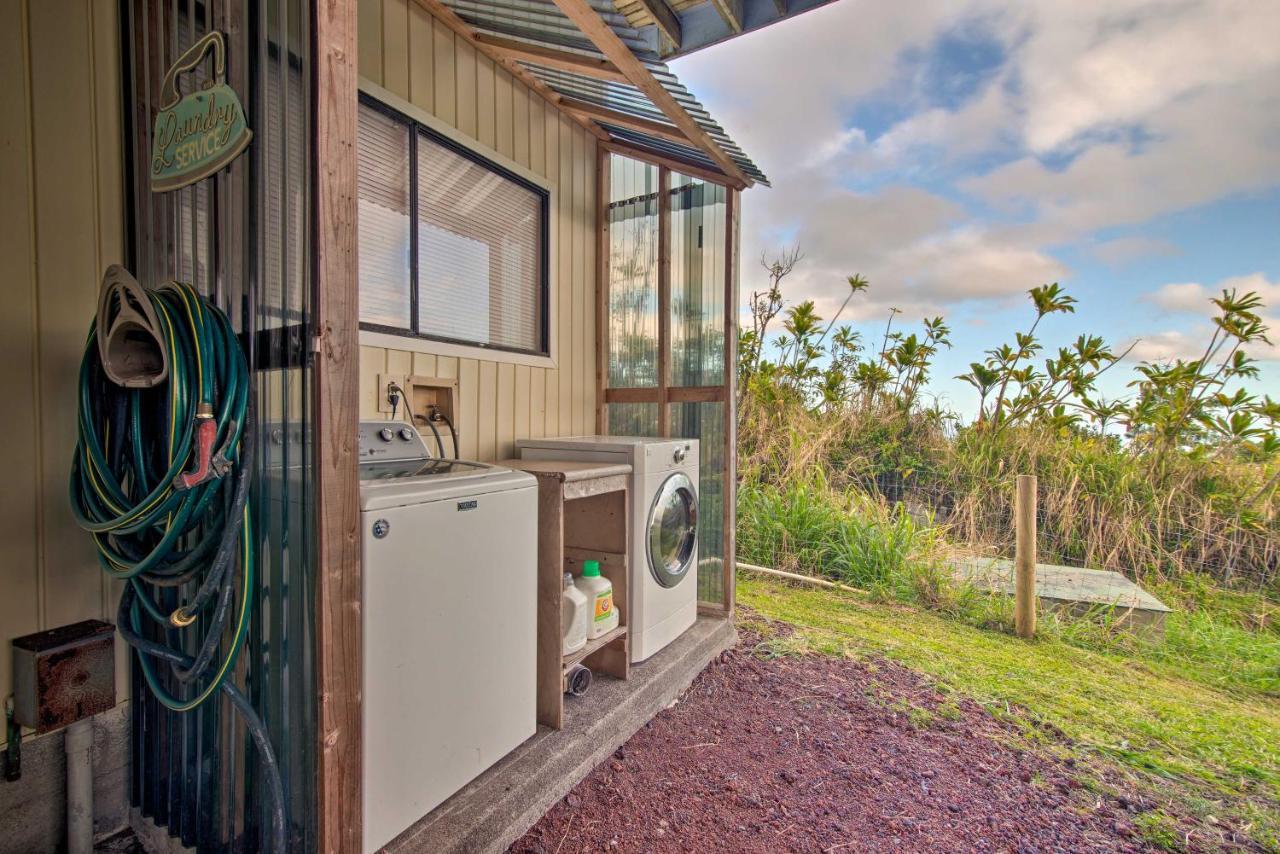 Couples Retreat About 6 Miles To Honolii Beach! Apartment Hilo