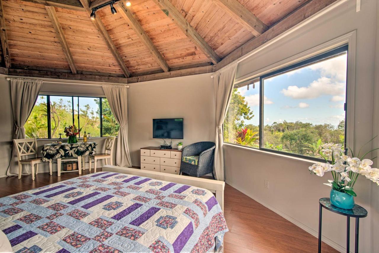 Couples Retreat About 6 Miles To Honolii Beach! Apartment Hilo