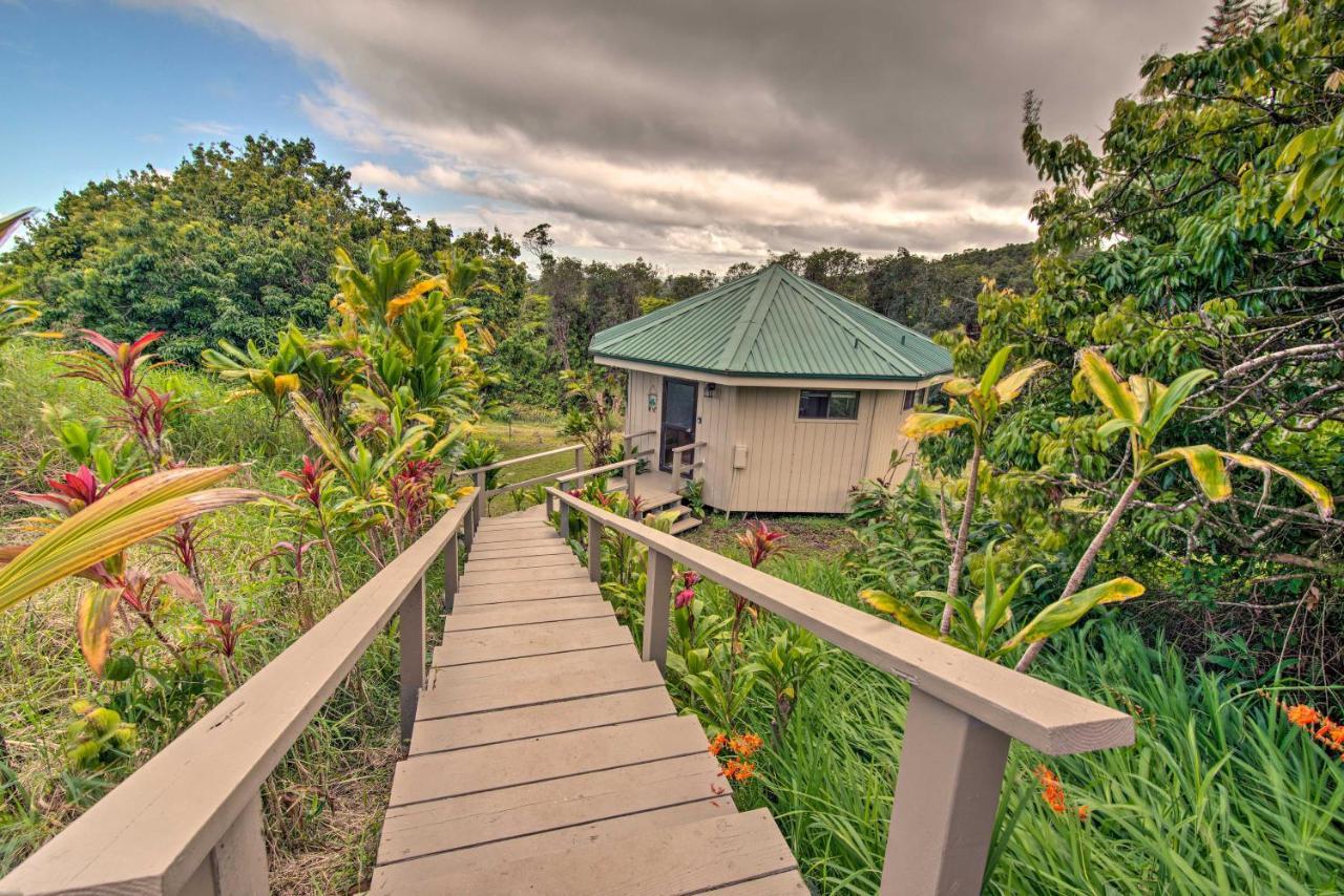 Couples Retreat About 6 Miles To Honolii Beach! *