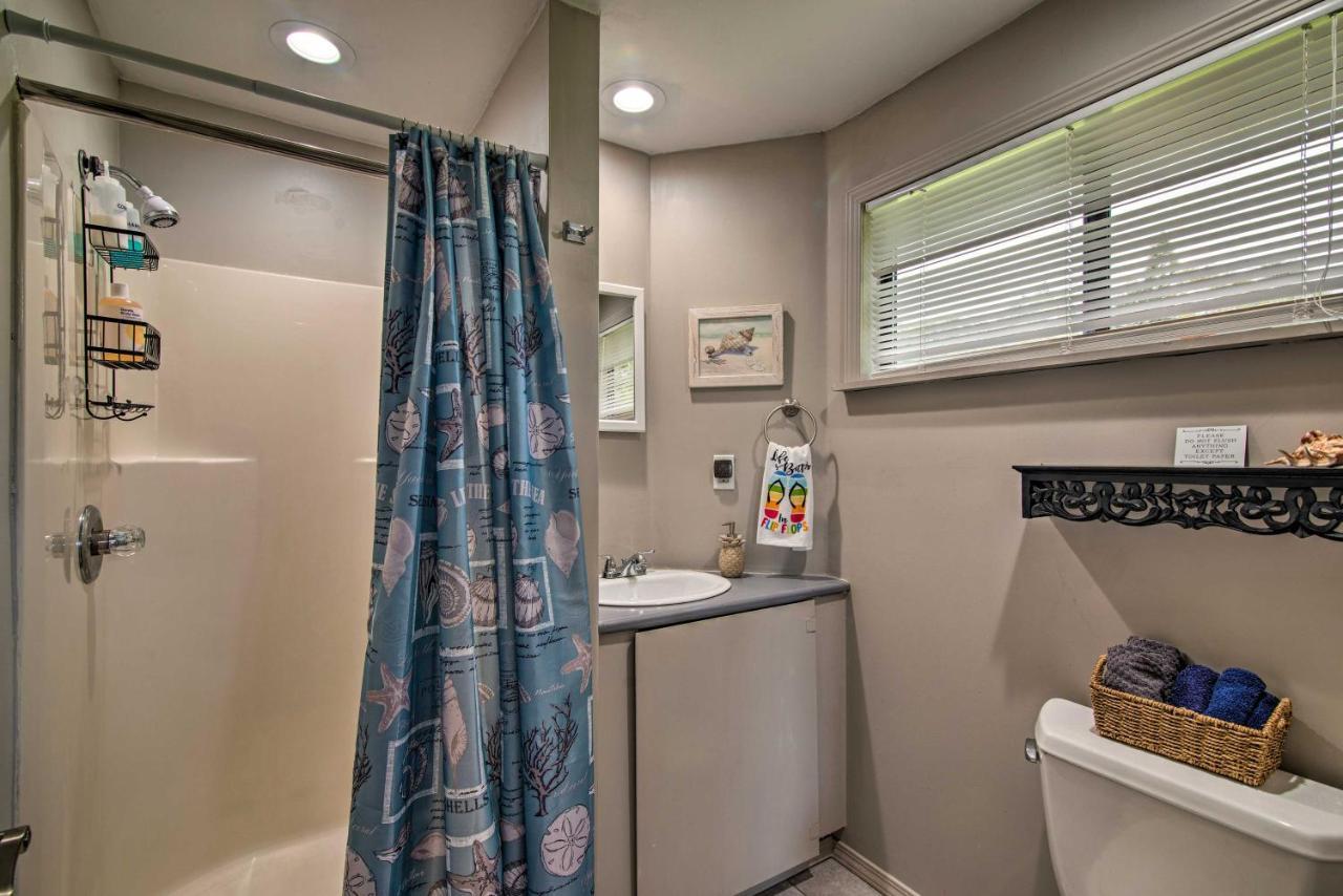 Apartment Couples Retreat About 6 Miles To Honolii Beach! Hilo