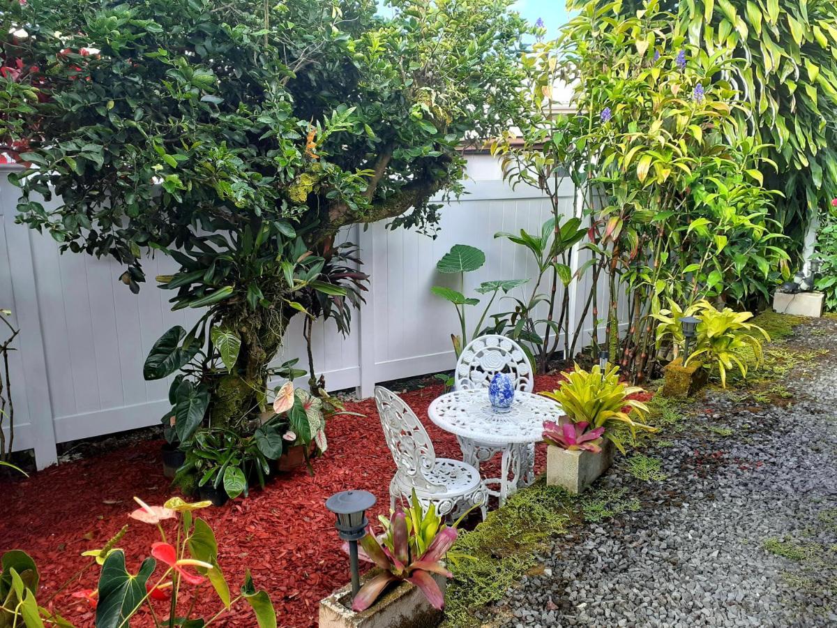 Paradise At Anthurium Hale Homestay *