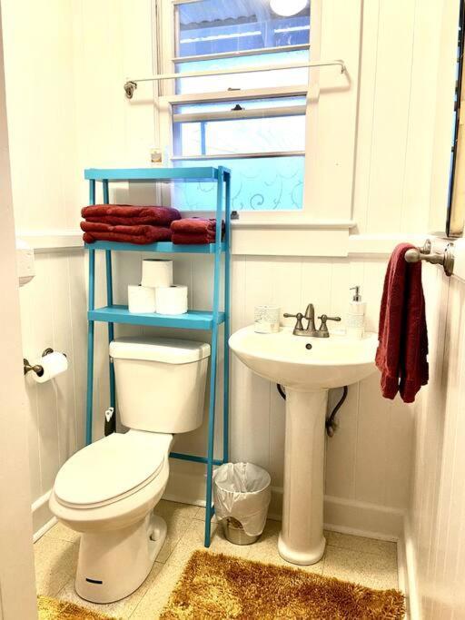 Your Homebase - Lovely 3 Bedroom In Heart Of With Ac! Hilo