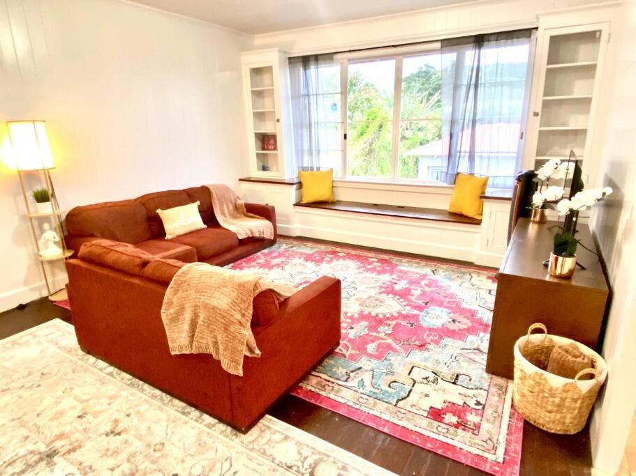 Your Homebase - Lovely 3 Bedroom In Heart Of With Ac!