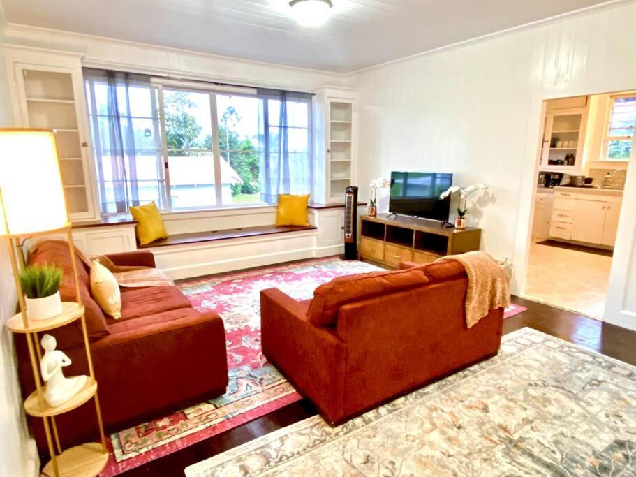 Your Homebase - Lovely 3 Bedroom In Heart Of With Ac!