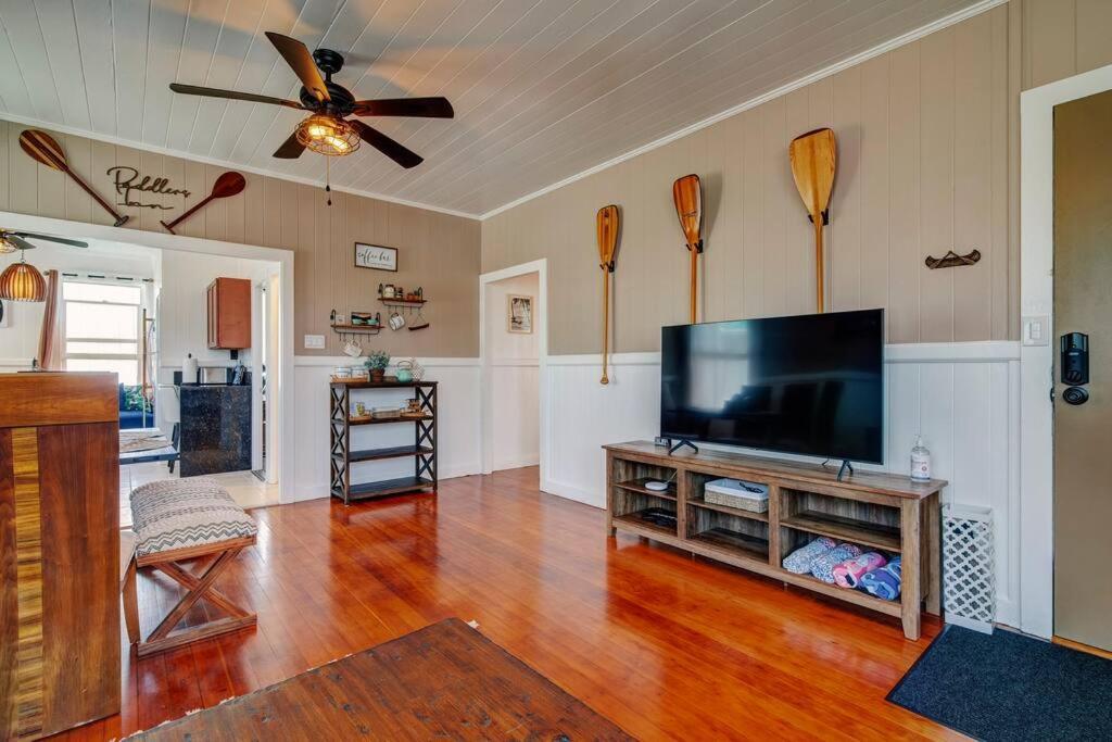 New Paddler's Inn- 3br Downtown * Hilo