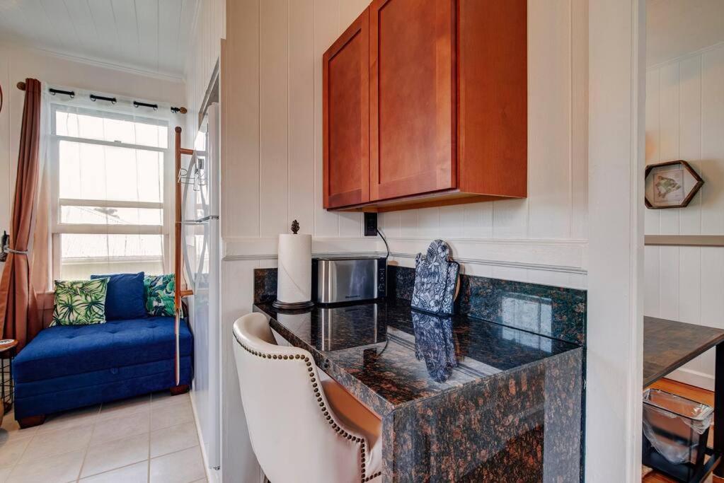 New Paddler's Inn- 3br Downtown Hilo