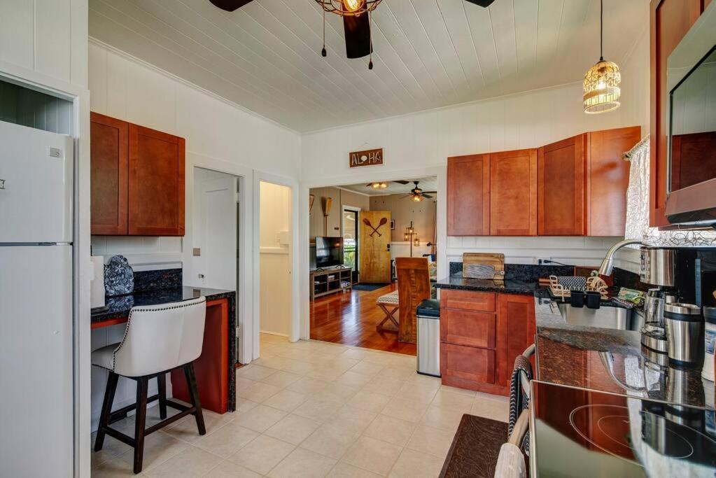 New Paddler's Inn- 3br Downtown Holiday home *