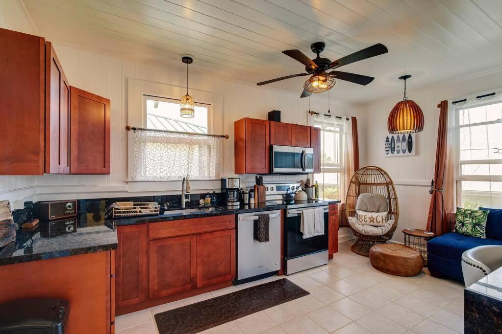 New Paddler's Inn- 3br Downtown Holiday home Hilo