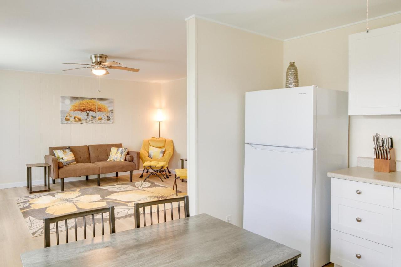 Quaint Vacation With Community Pool! * Hilo
