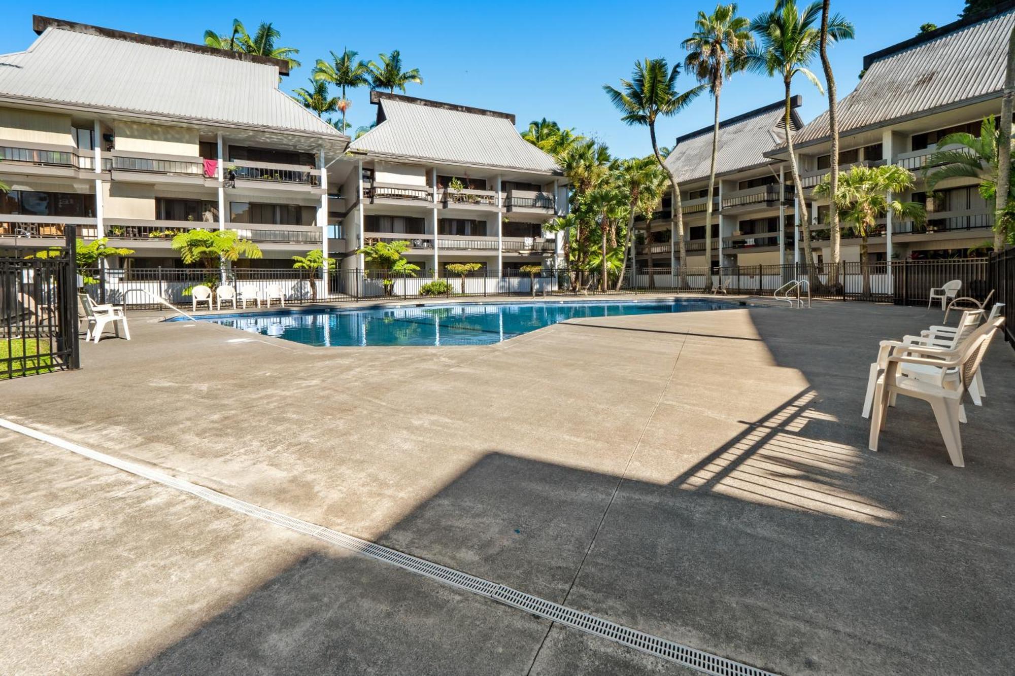 Waiakea 4-124 Hotel *