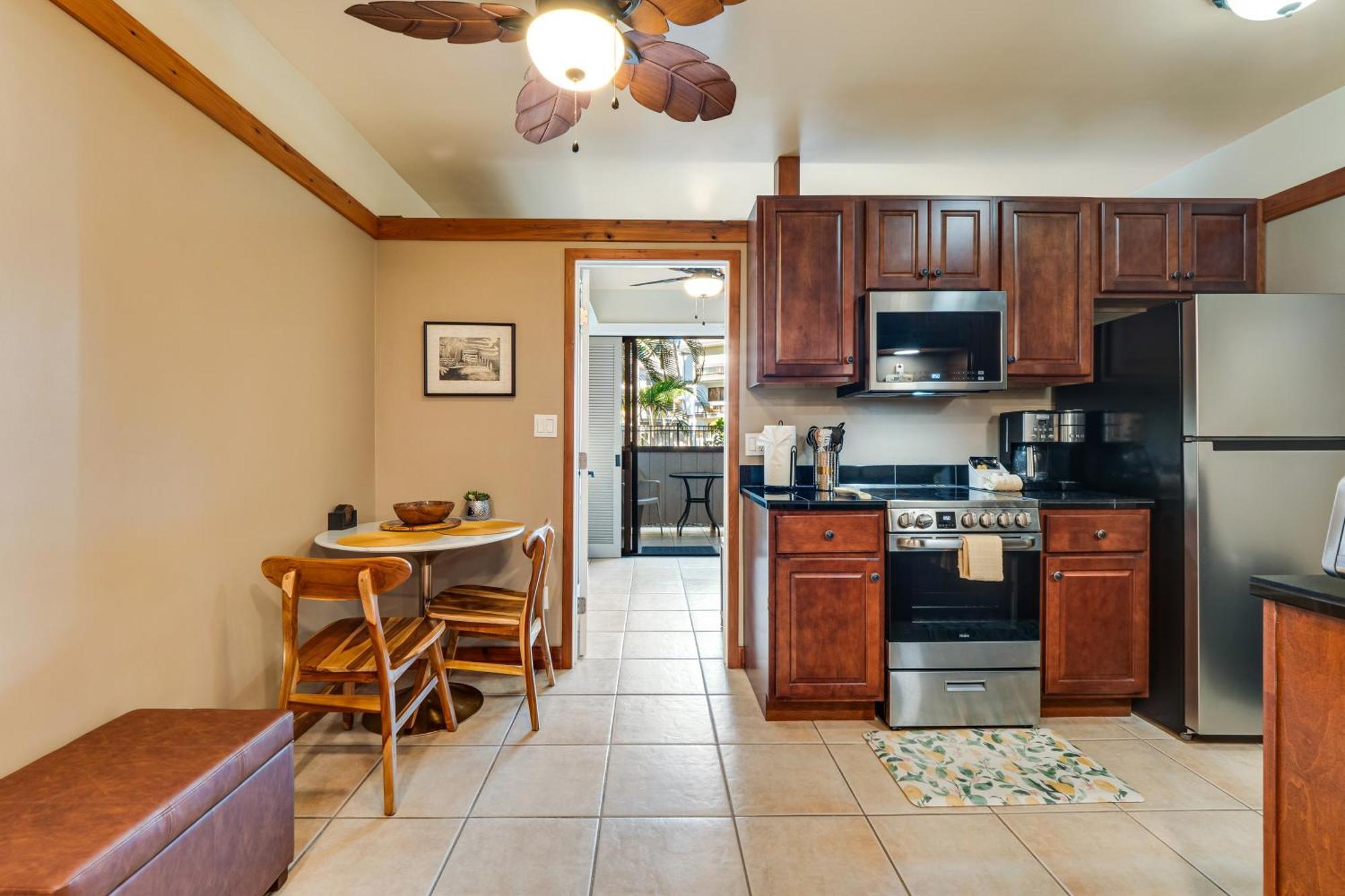 Hotel Waiakea 4-124 *