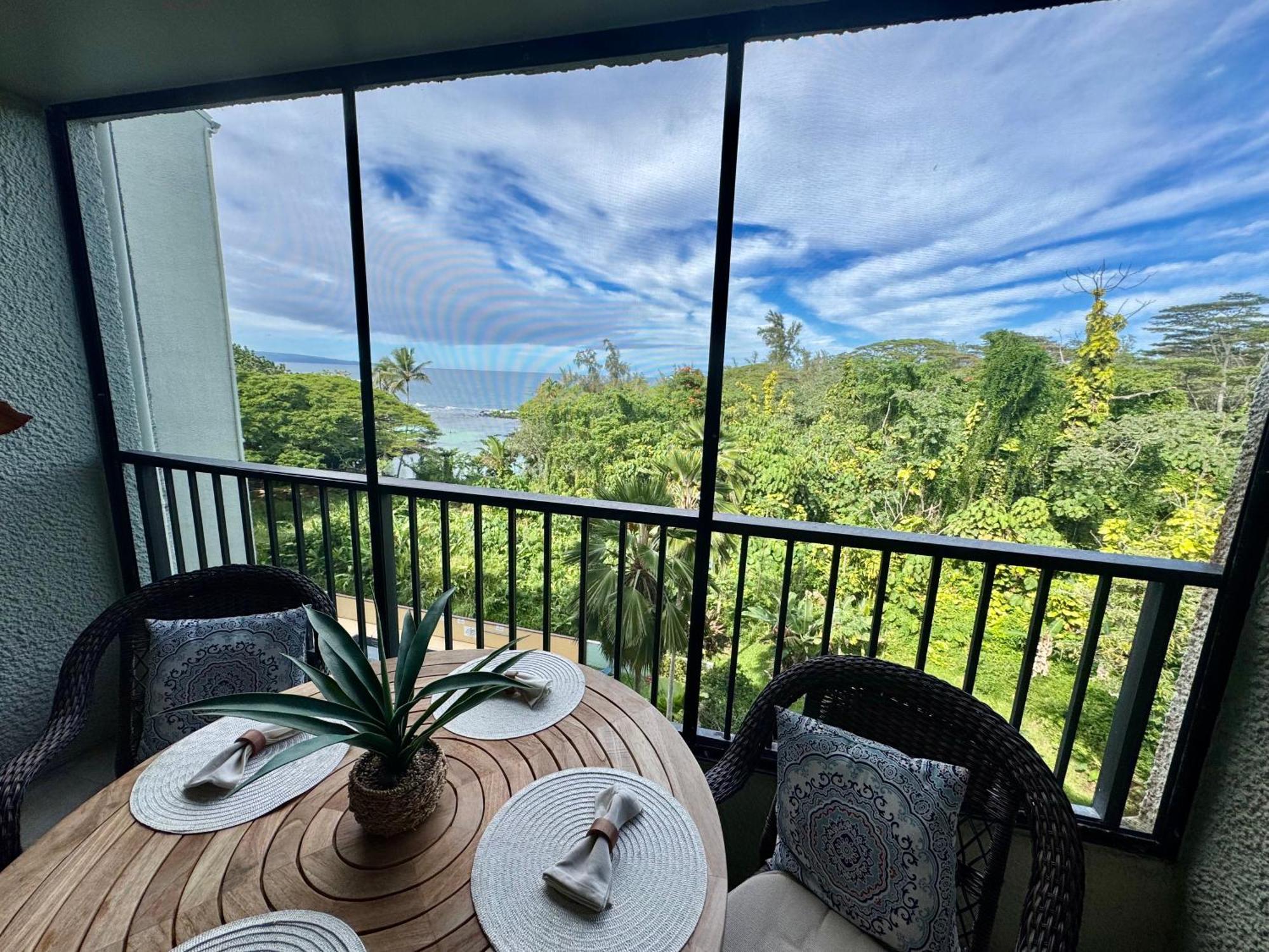 Direct Oceanfront Mauna Loa Shores Honu Elua #508 Next To Carlsmith Park, Hi