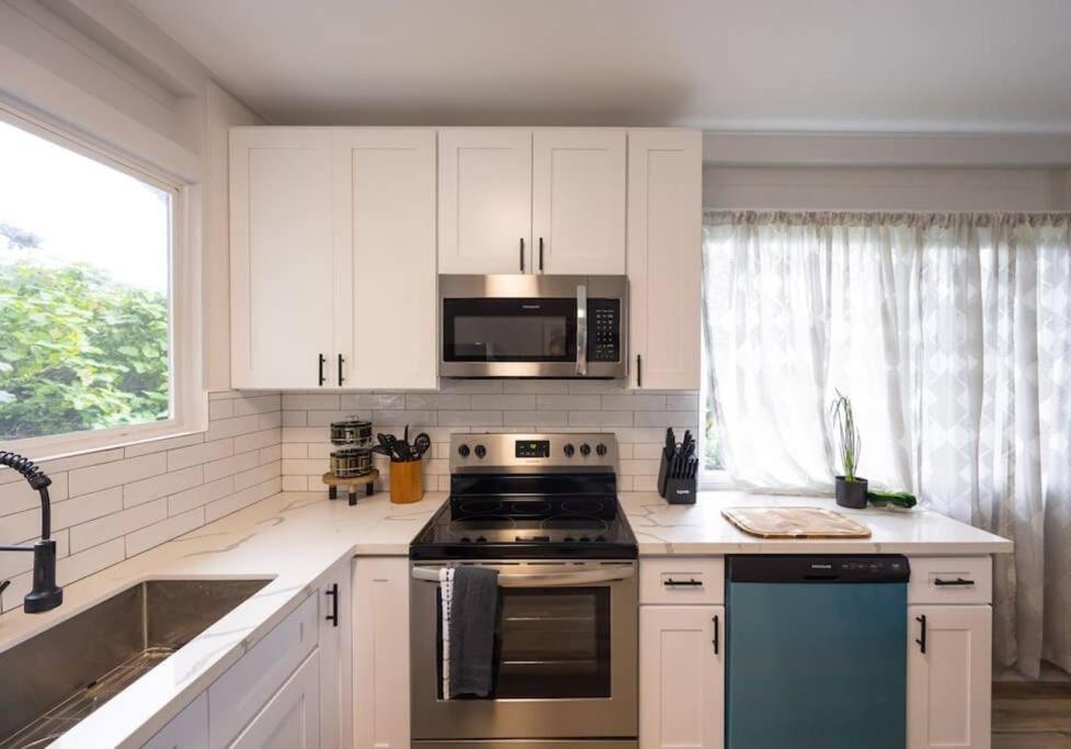 Holiday home ~new Stylish Boho 2br In Hilo~