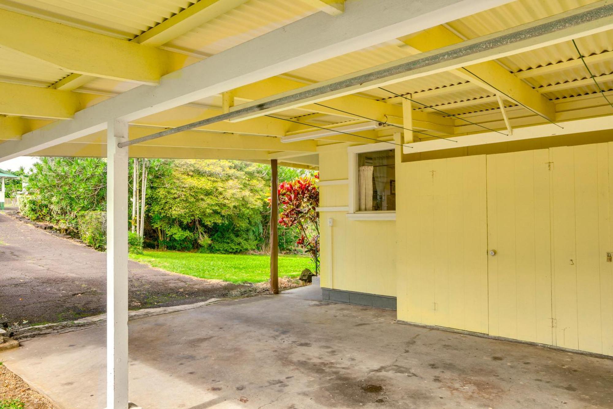Charming Historic House Minutes To Beach! Holiday home Hilo