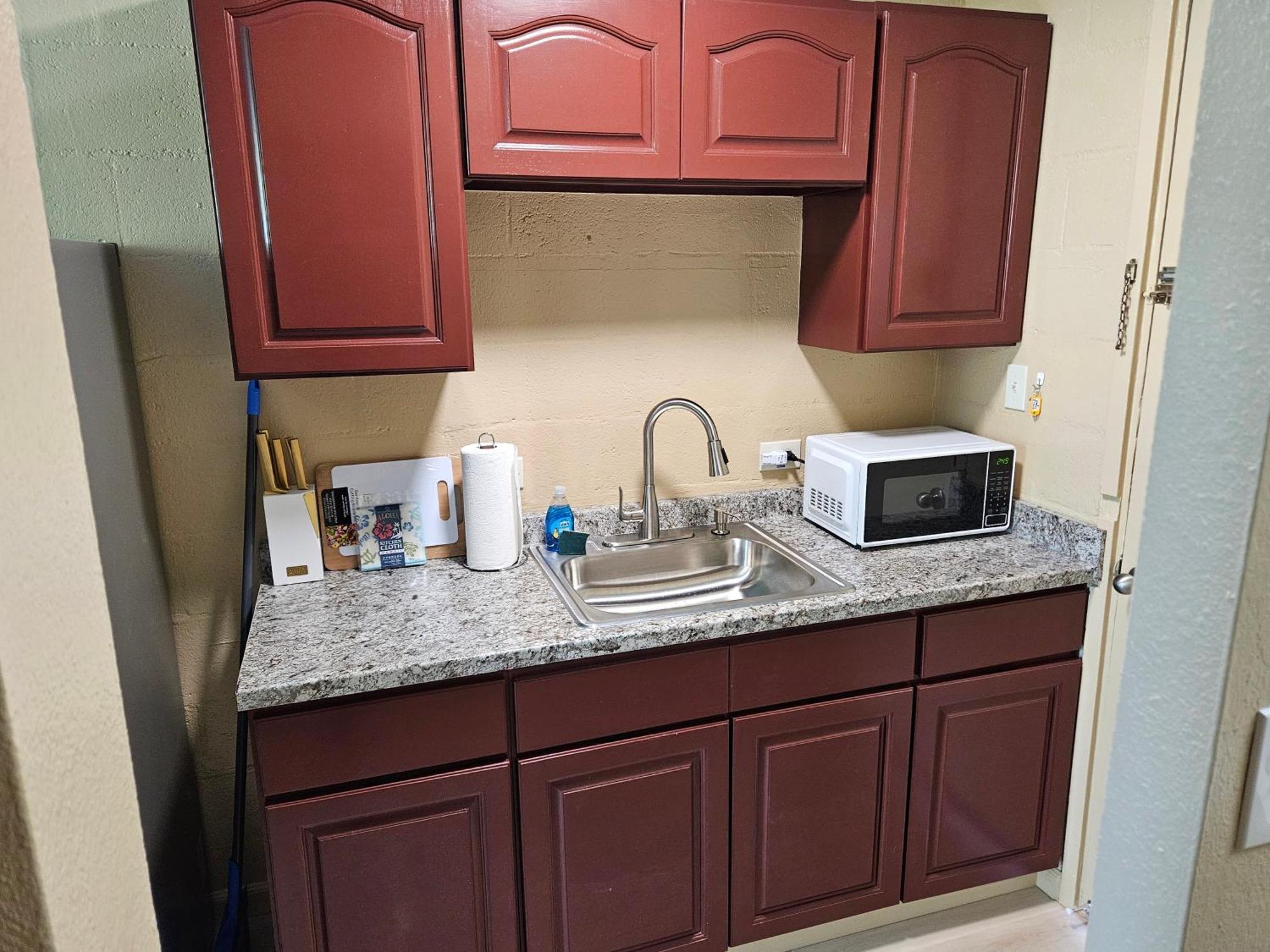 Yonegan Plumeria Apartment