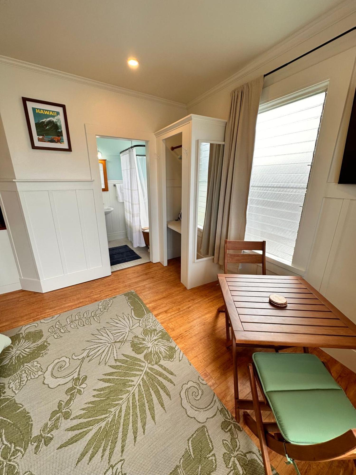 Town Inn Hilo