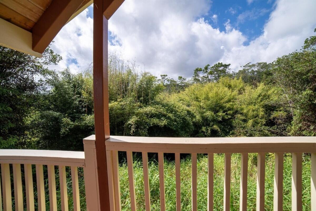 Kikala Waterfall Lodge Hilo