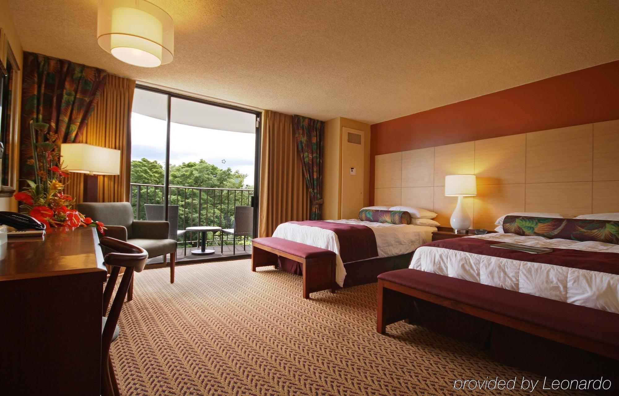 Castle Hawaiian Hotel 4*