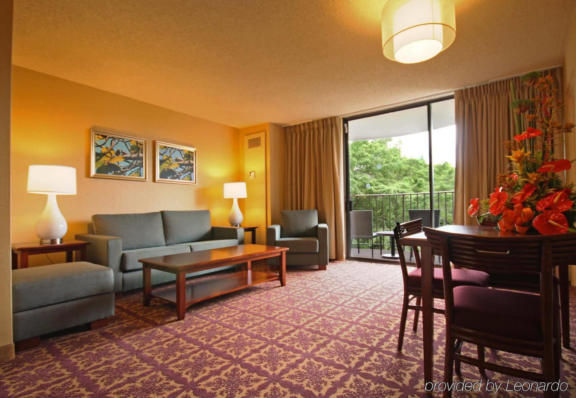 Castle Hawaiian Hotel