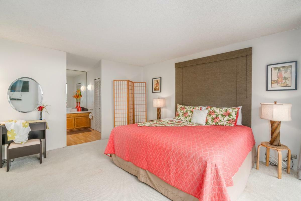 New! Lagoon Center #526 In The Heart Of With Lagoon Views! Holiday home Hilo
