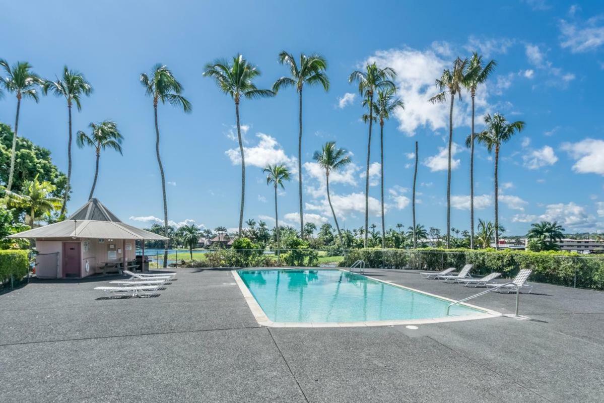 New! Lagoon Center #526 In The Heart Of With Lagoon Views! *