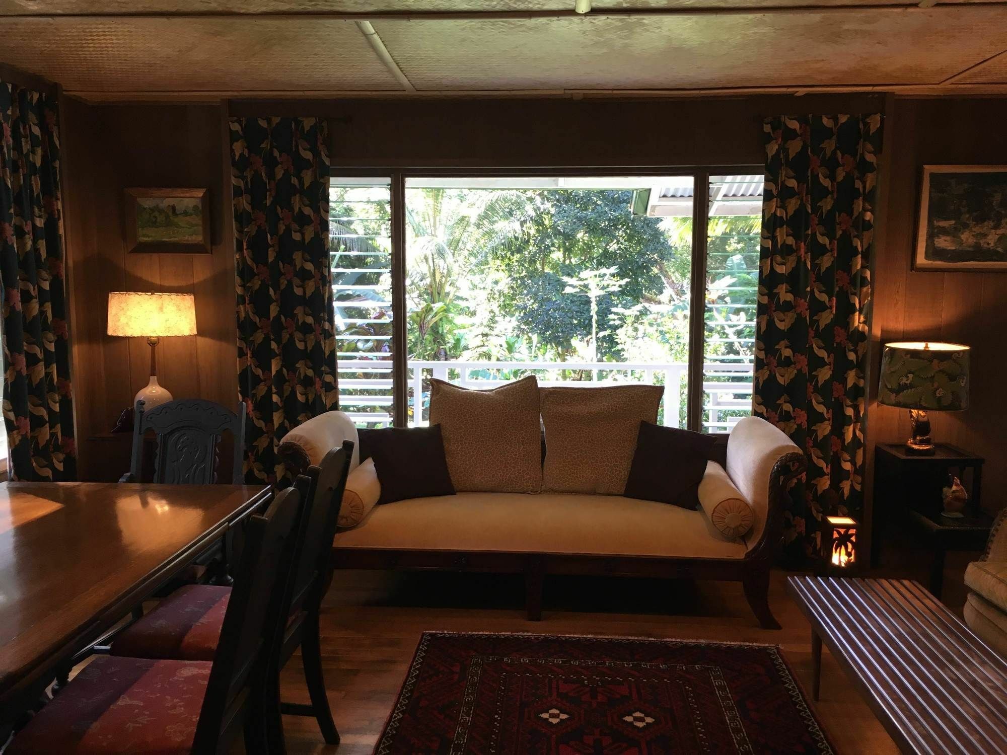 Bay Hale Hotel Hilo