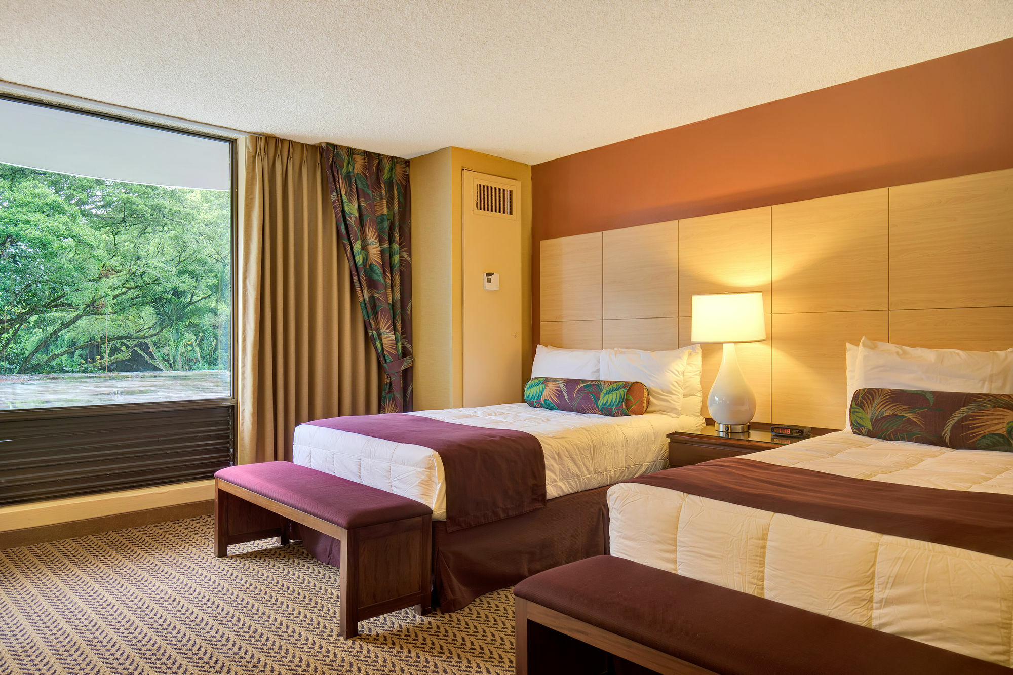 Castle Hawaiian 4*