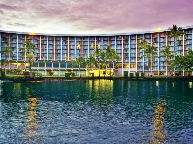 Castle Hawaiian