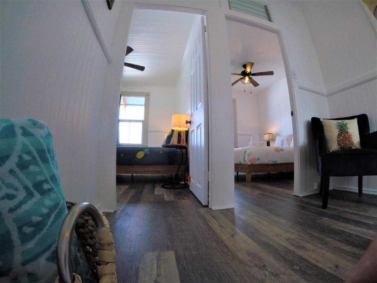 New - Pineapple Loft - Entire House Downtown With Ac Holiday home Hilo