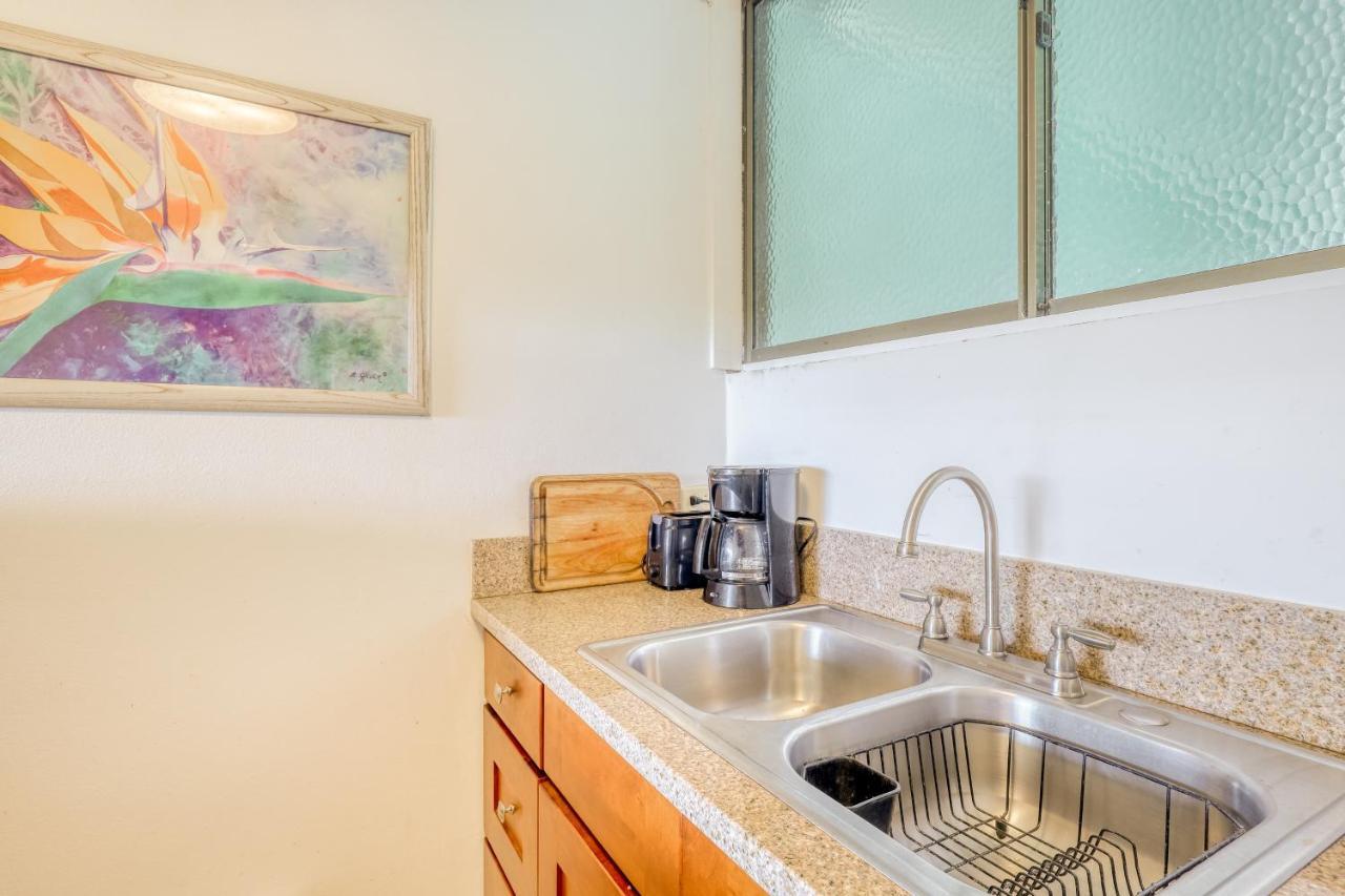 Maunaloa Shores Apartment *