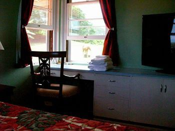 Hilltop Legacy Vacation Holiday home *