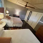 Shaka Shak Guest House