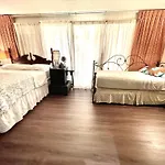 Shaka Shak Guest House