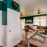 New - Hula House Wac- 3Br- Hilo Town