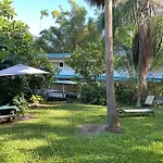 Wild Ginger Hotel