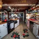 Hale Kawehi Bnb Guesthouse