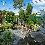Hale Kawehi Bnb Guesthouse