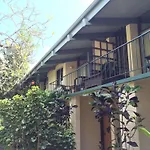Dolphin Bay Hotel