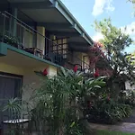 Dolphin Bay Hotel