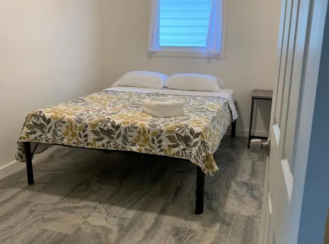 Downtown Hilo Apt L