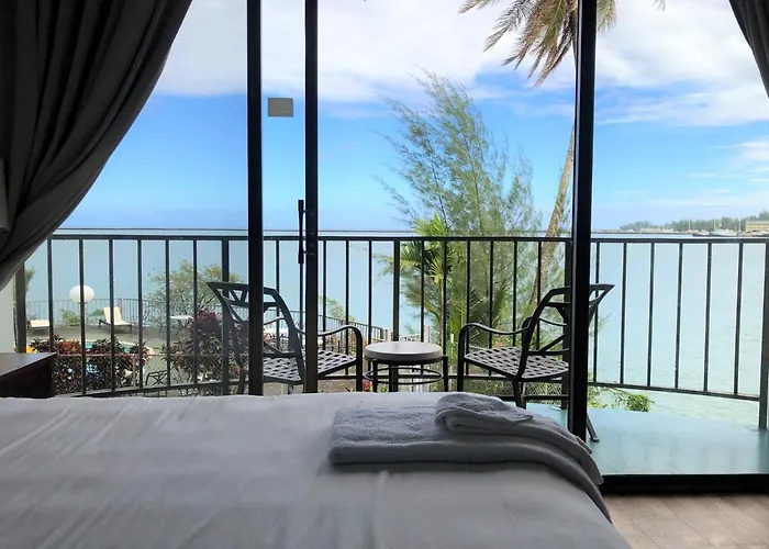 Hilo Bay Hotel