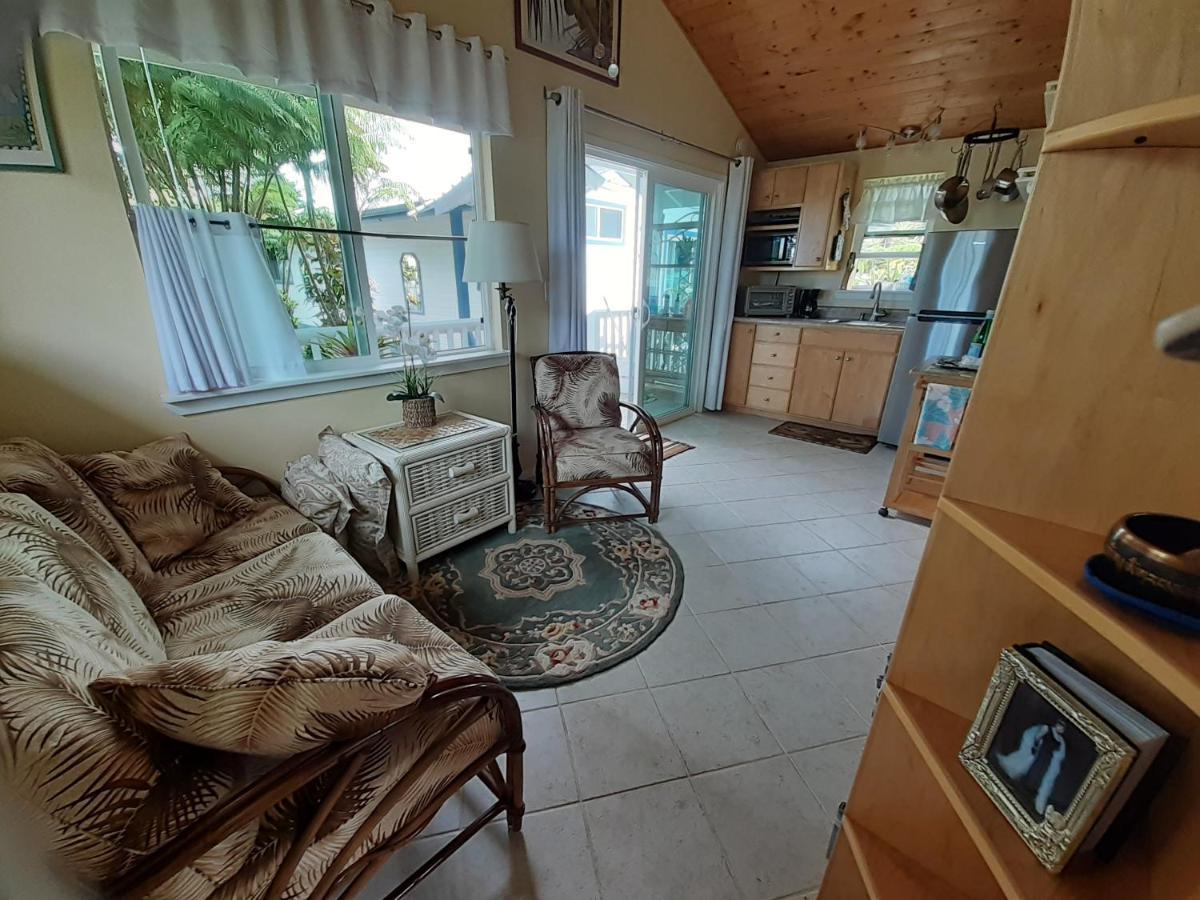 Paradise At Anthurium Hale Homestay *